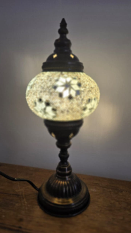 Lámpara turca 1 taza blanca mesa