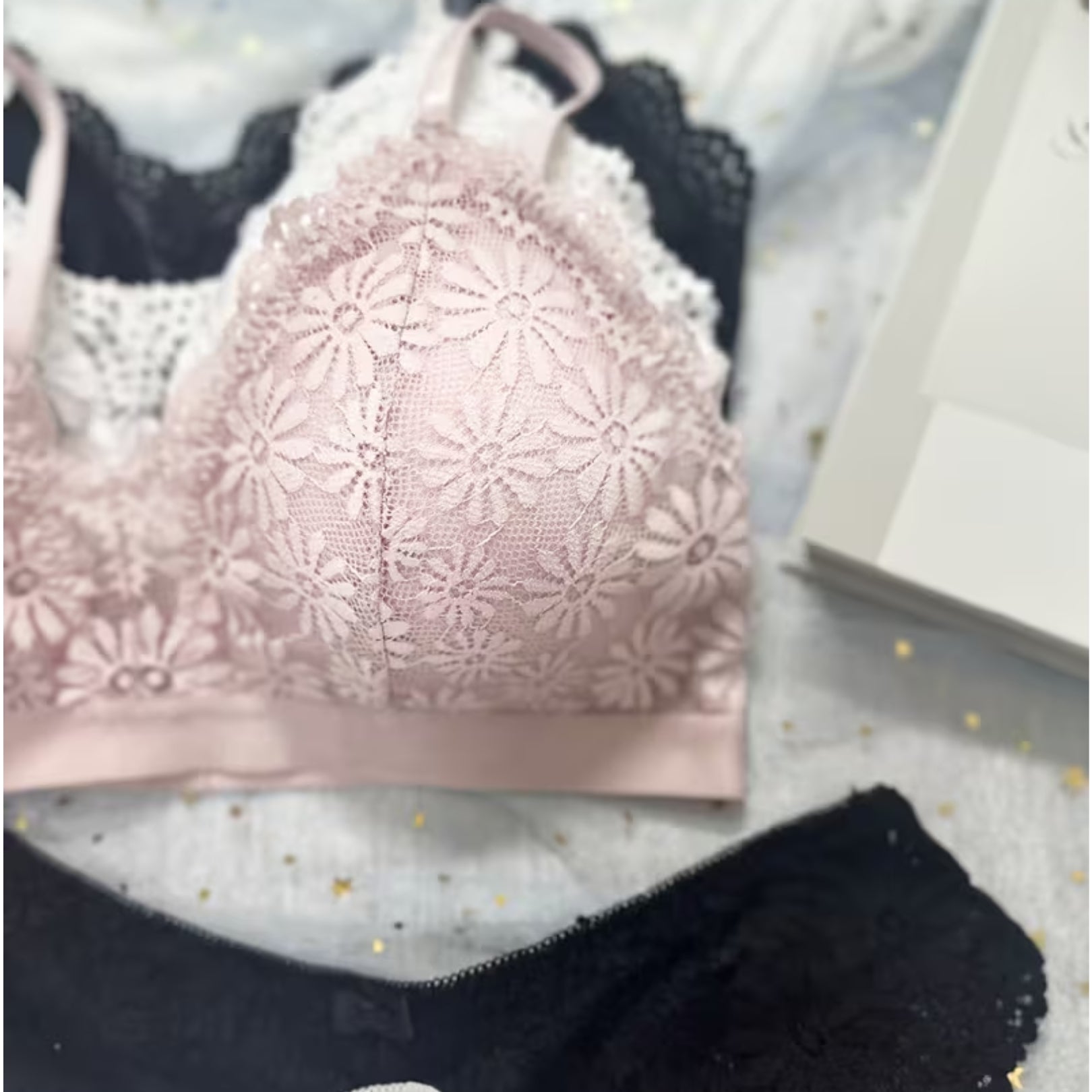 Conjunto de Lencería Floral de Encaje para Mujer x6 Piezas