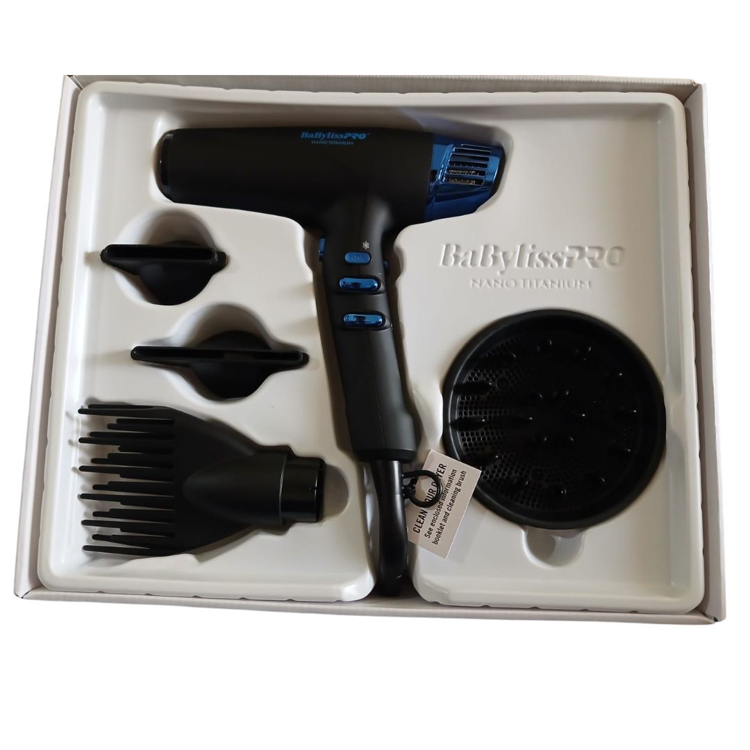 BABYLISSPRO NANO TITANIUM  PROFESIONAL HIGH -SPEDD DIGITAL DRYER